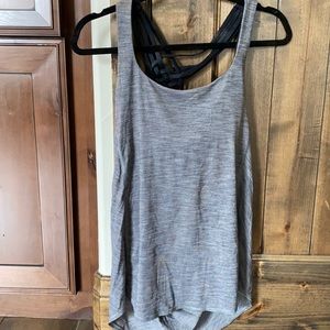 Lululemon tank-top w/ built in bra